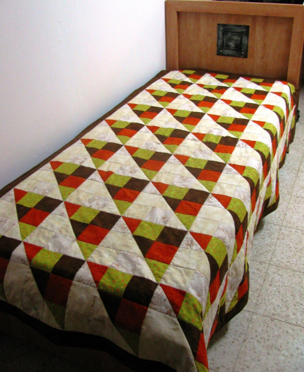 9-patch bed quilt